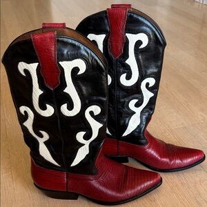 Vintage Nine West Red and Black Western Cowboy Boots